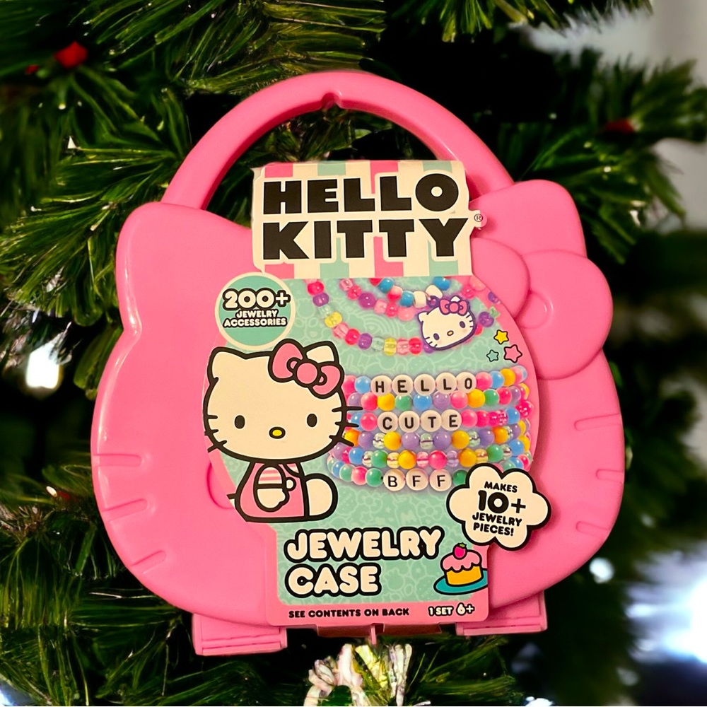 🎄Hello Kitty Fun 200+ Accessories Makes 10+ Jewelry Pieces Kit & Case!